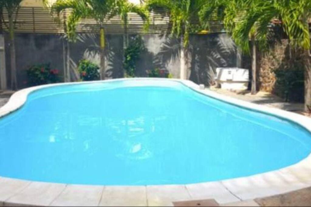 Ocean Drive Studio, Next To The Beach Grand Baie Bagian luar foto